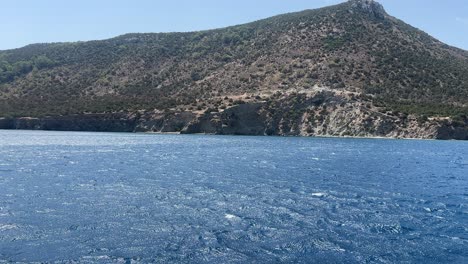 Del-Barco-A-La-Felicidad:-Presenciar-Cómo-Se-Desarrolla-La-Serenidad-Costera-De-Paphos-En-Una-Idílica-Excursión-De-Un-Día