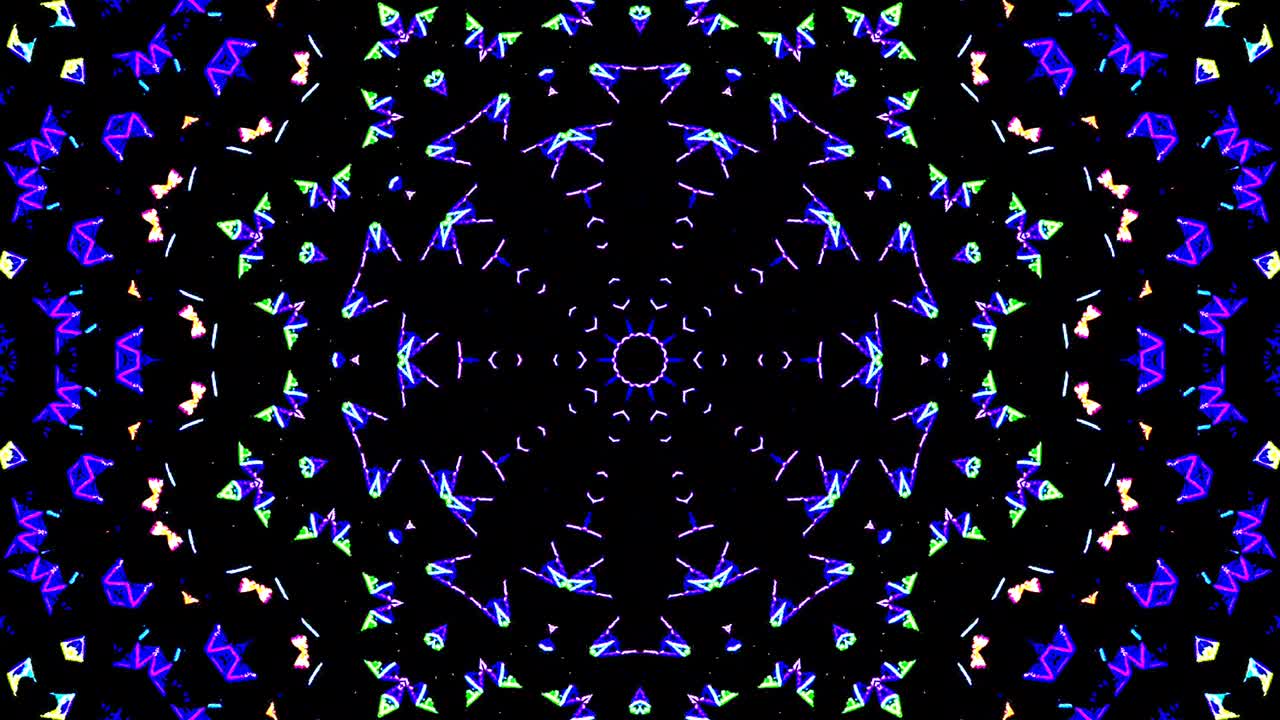 Bellissimi video di bagliore tremolante e luminoso che varia il movimento su sfondo nero