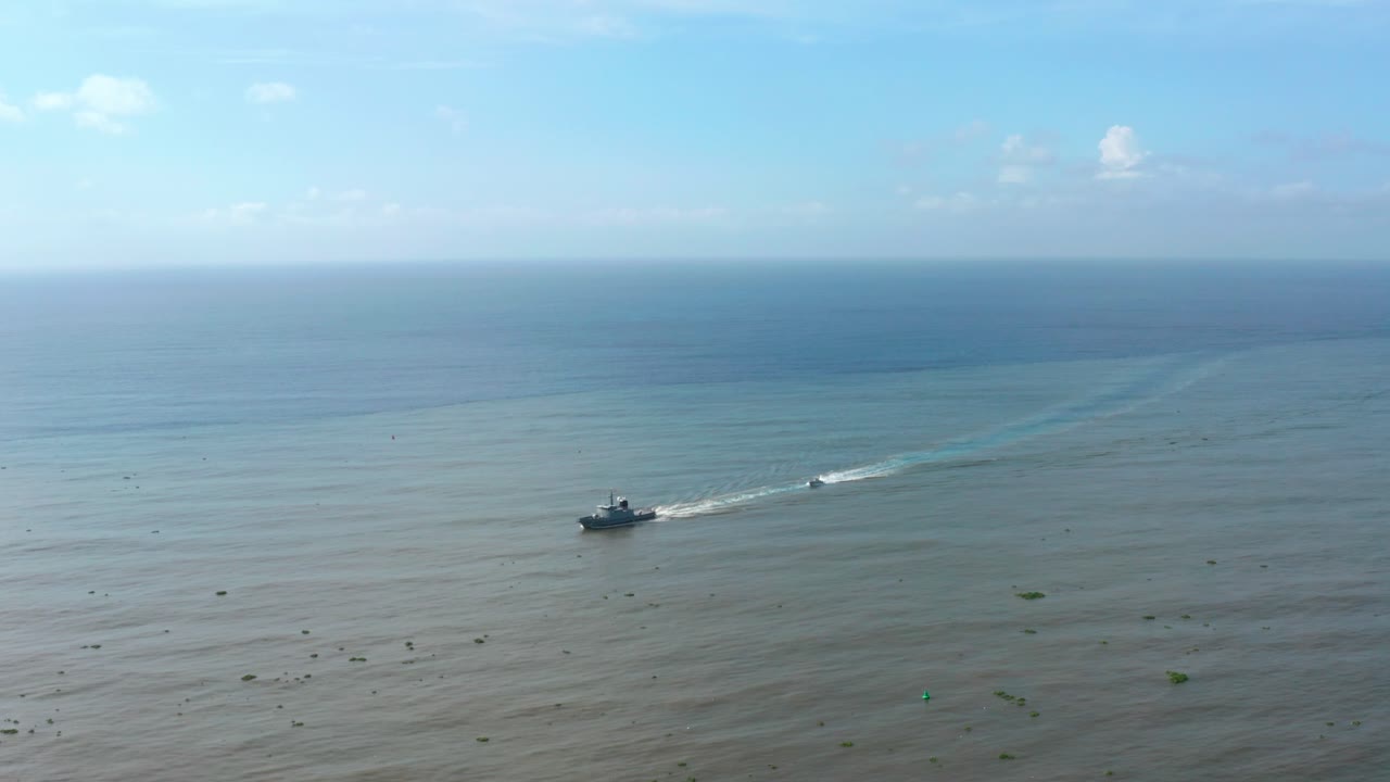 캐리비안 바다를 항해하는 무장 선박, 도미니카 공화국의 산토 도밍고