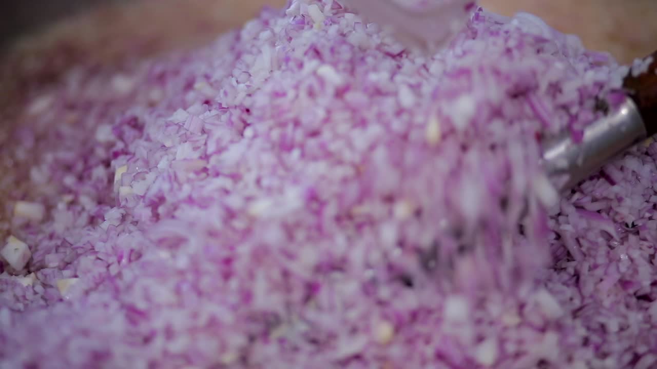 frying cooking onion in oil