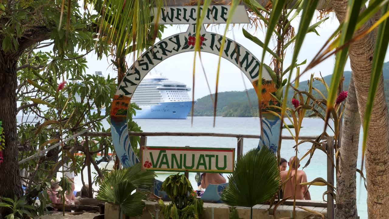Mystery Island,Vanuatu. Photo point opportunity for tourists on the island.