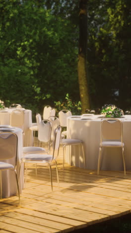 elegant outdoor wedding reception