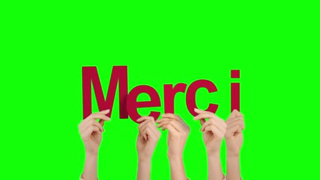 con las manos en alto merci