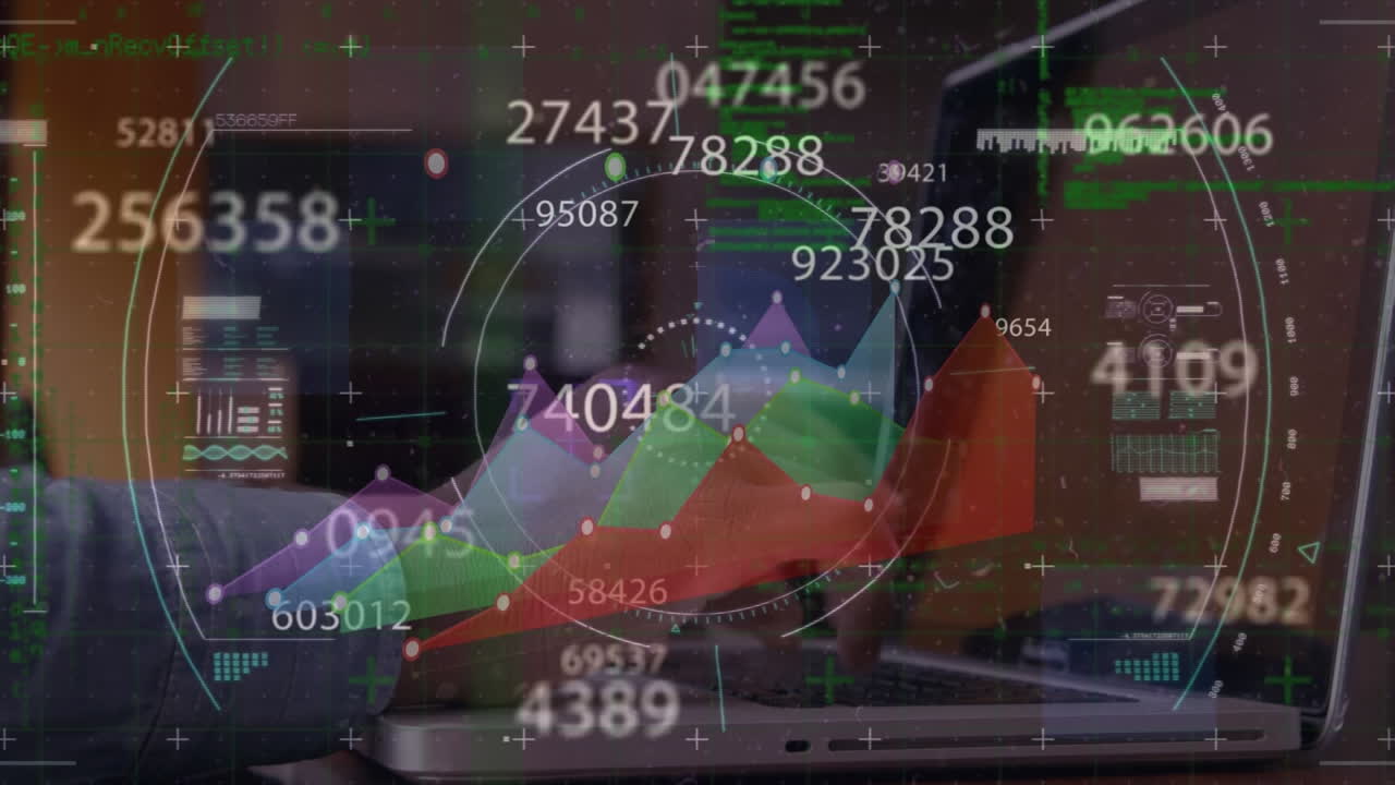 노트북을 사용하는 백인 사업가에 대한 범위의 애니메이션, 데이터 처리