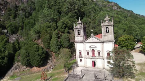el pueblo de senhora da peneda