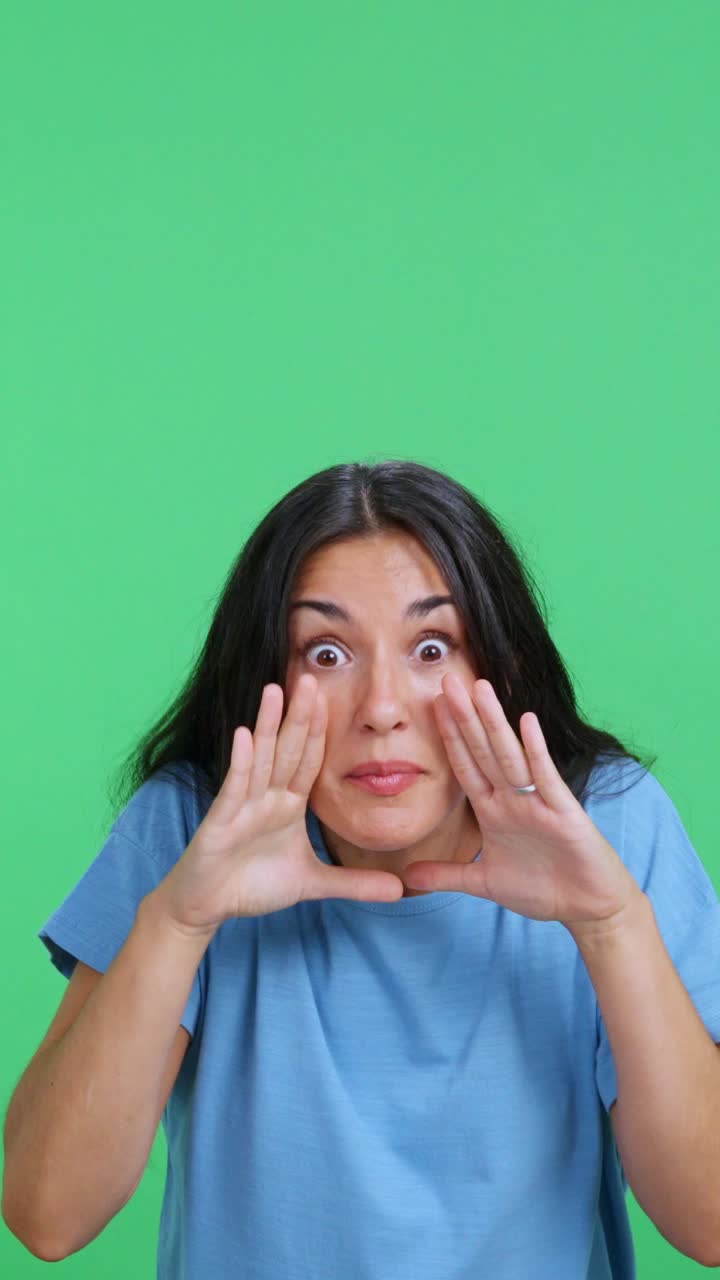 Excited woman shouting an important announcement
