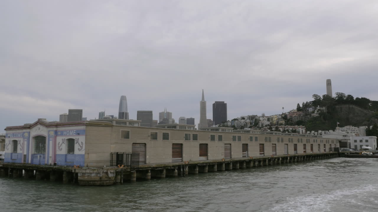 샌프란시스코 에서의 관광 크루즈 모험 23 피어 출발 및 캘리포니아, 미국 의 도시 풍경 전망