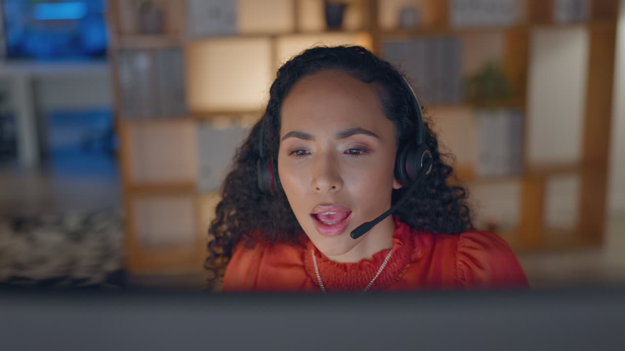 Customer service, remote work