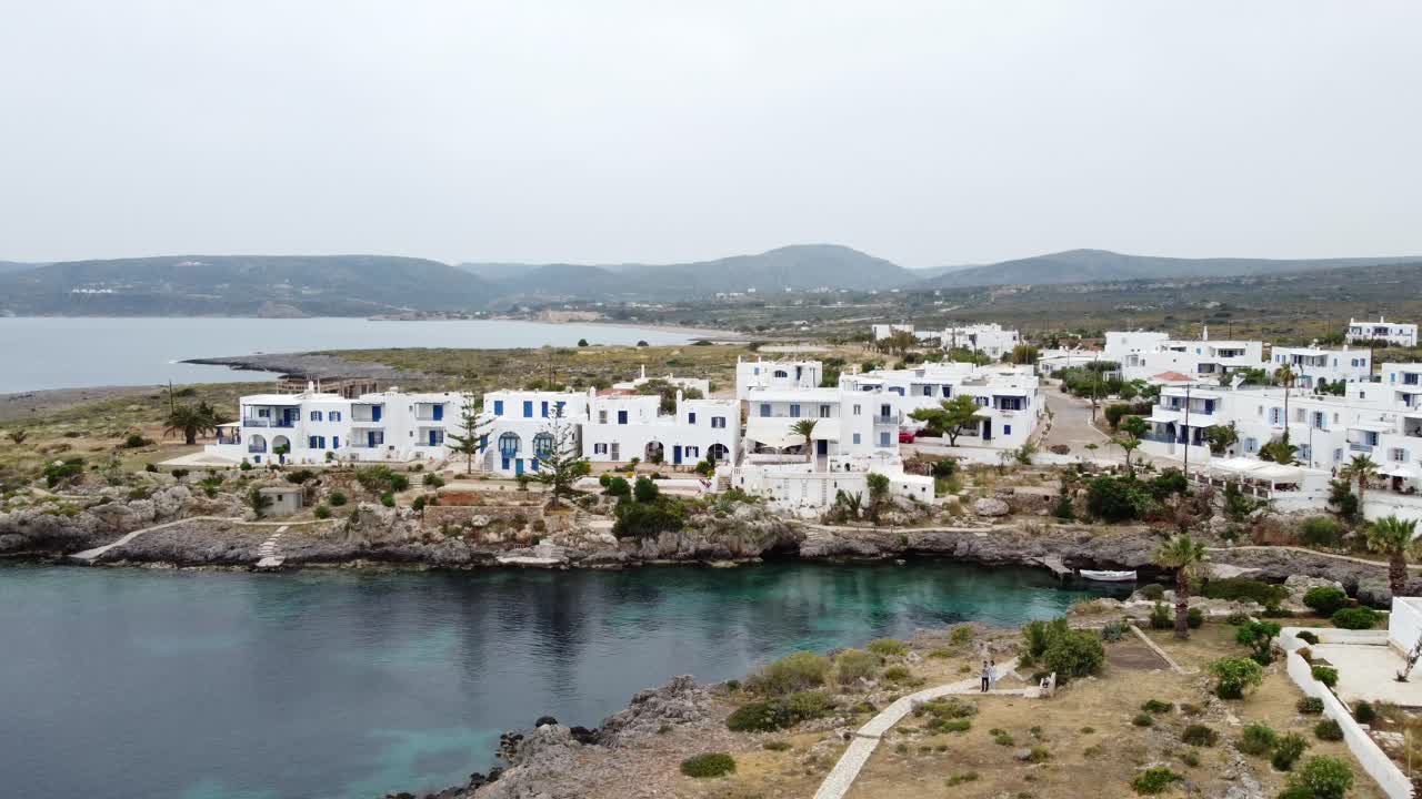 Riprese con drone della spiaggia dell'isola greca di Citera, Grecia