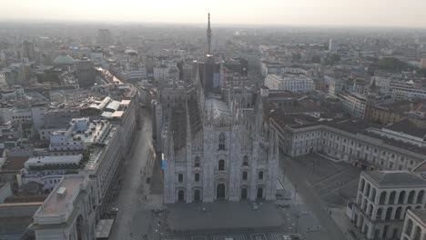 stunning footage of milan's duomo: unique perspectives with cinematic and fpv drones. breathtaking details and iconic atmosphere.