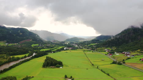 Beautiful-aerial-view-of-a-valley-in-Hemsedal,-Norway