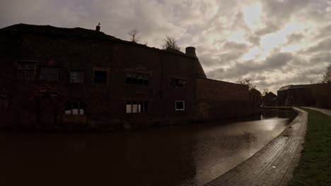 an old abandoned, derelict pottery factory and bottle kiln located in longport, stoke on trent, staffordshire