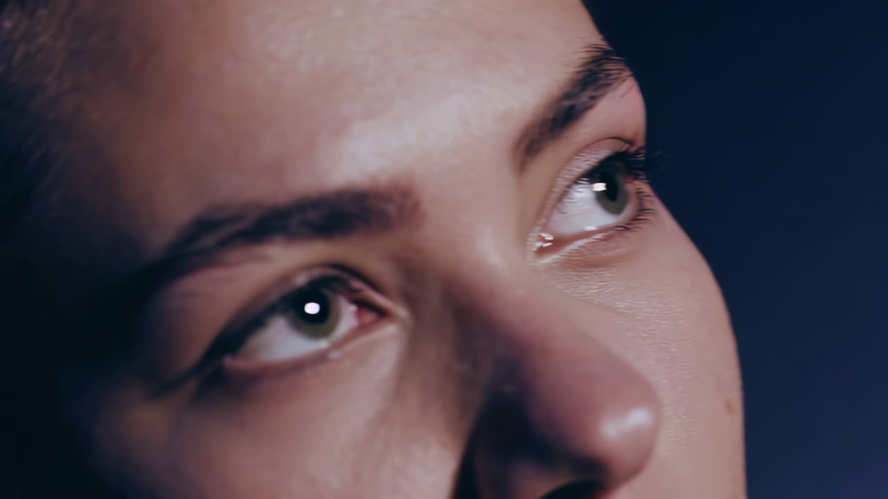 primer plano de la cara de una mujer