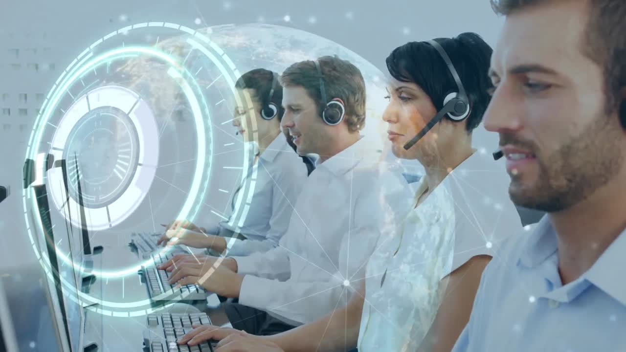 animación del globo sobre la gente de negocios usando auriculares de teléfono