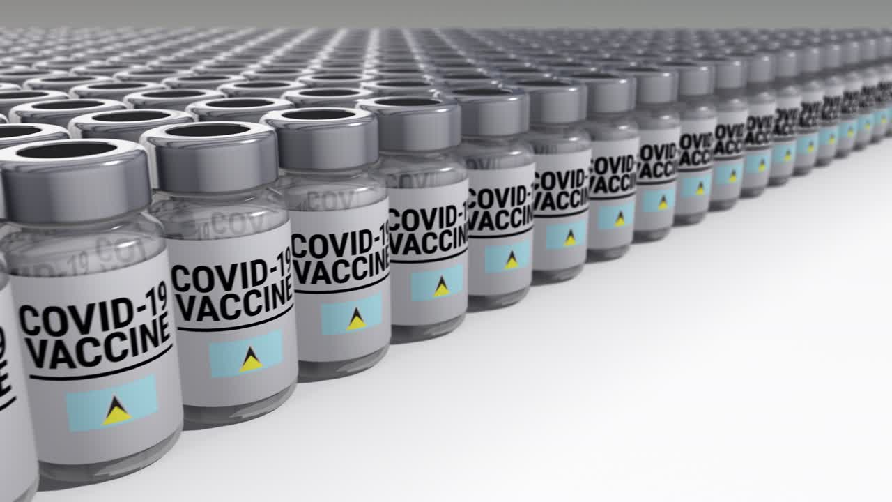 botellas de vacuna contra el covid-19 santa lucia