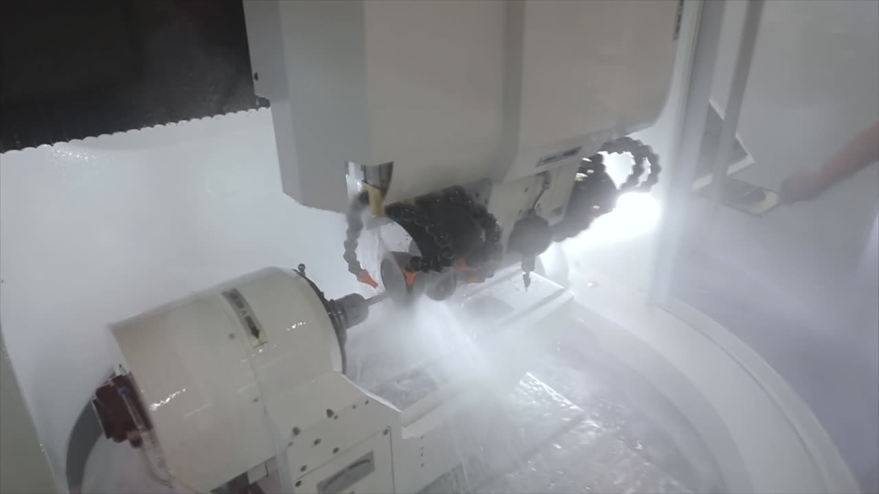 금속 가공 cnc 밀링 머신.