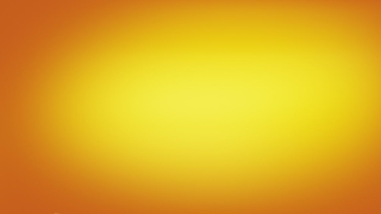 vuelo de aguacate y rebanadas en fondo naranja