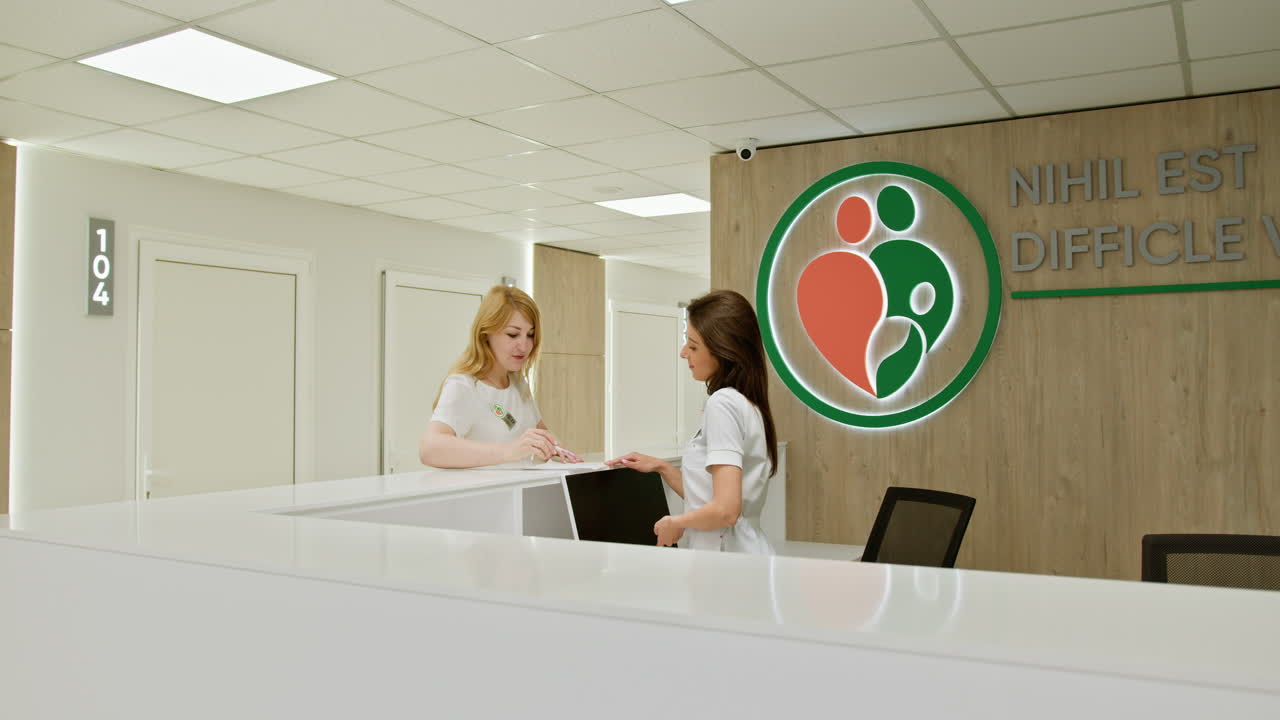 Reception e Corridoio dell'Ospedale
