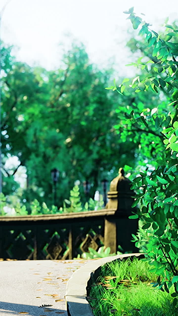 Balustrade yang disempurnakan menyoroti suasana luar ruangan yang indah dan elegan