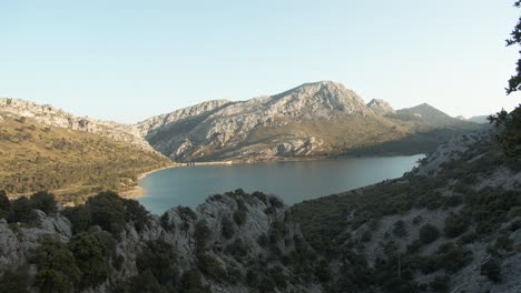 amazing-and-wide-view-of-Gorg-Blau-lake-in-Mallorca,-Spain
