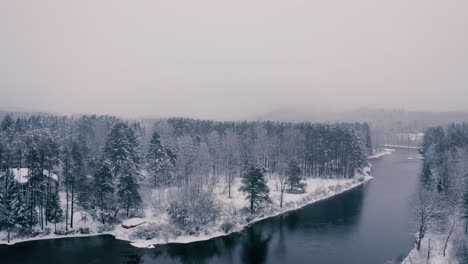Foggy-Winter-Landscape---Drone-Flying-4K---Mountains---Trees,-rivers,-snowy