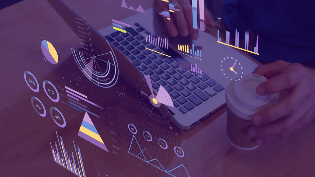 animación de estadísticas y procesamiento de datos financieros sobre el hombre caucásico usando computadora portátil