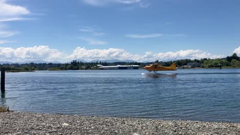 Airborne-wonder:-Floatplane-on-Nunns-Creek,-Campbell-River,-BC