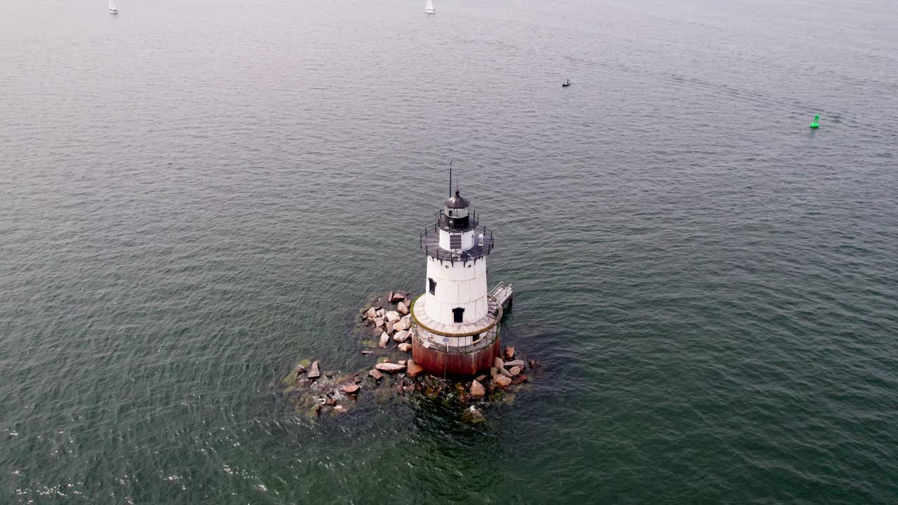 Circular drone flight around the historic Conimicut Lighthouse in Warwick