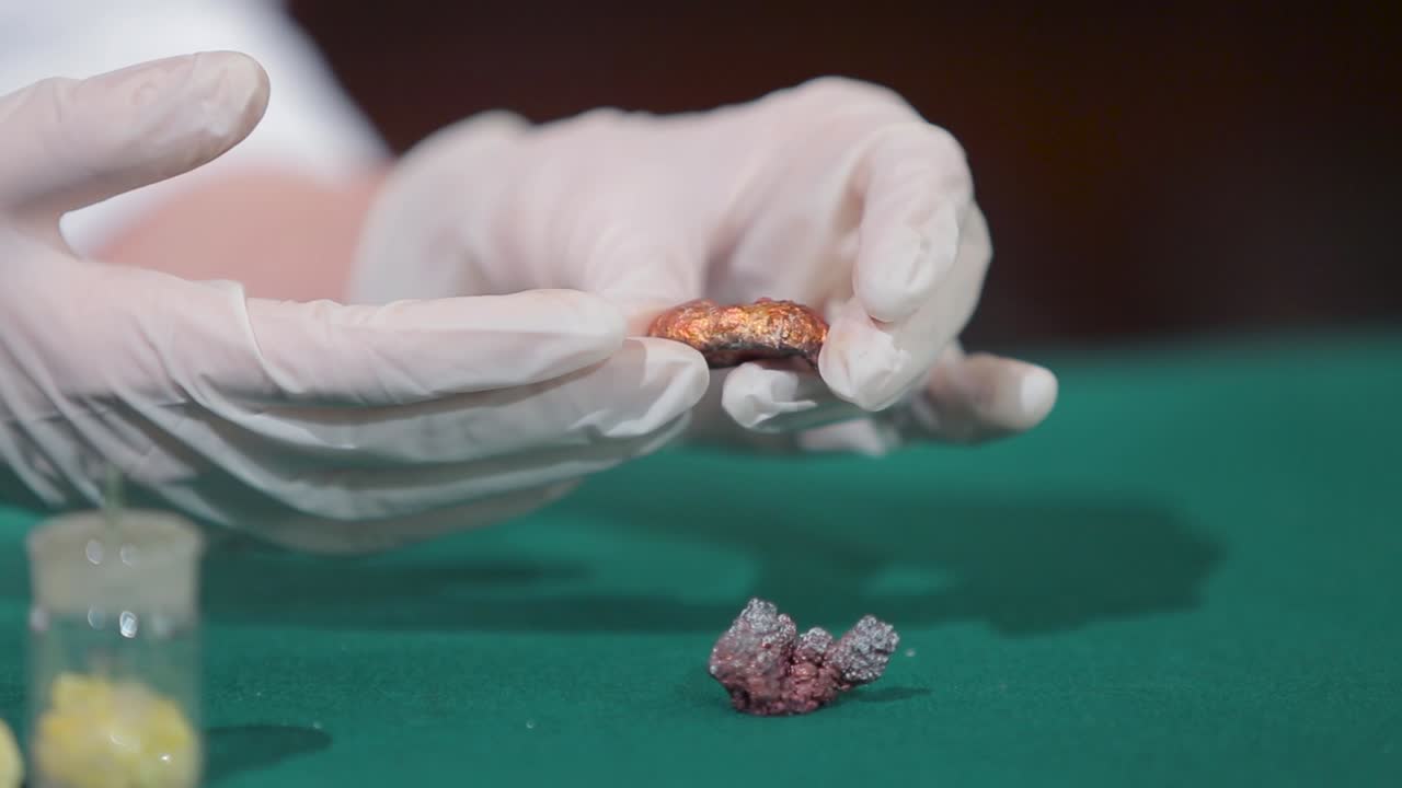 examen de las muestras de cobre