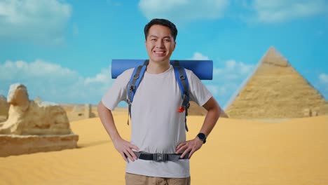 happy traveler in front of pyramids