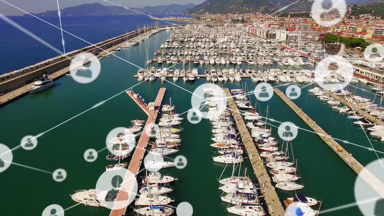 animación de la red de conexiones con iconos sobre la marina
