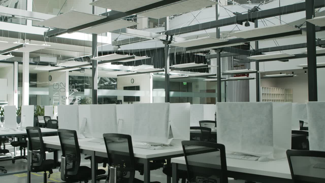 현대적인 빈 사무실 작업 공간