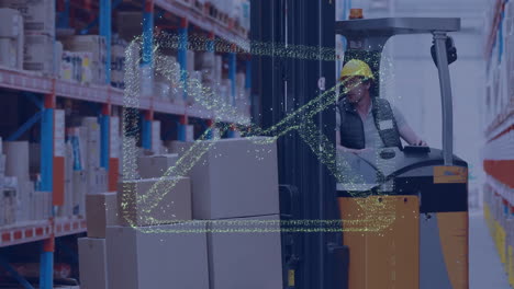 animación del icono del sobre y procesamiento de datos digitales sobre el hombre caucásico que trabaja en el almacén