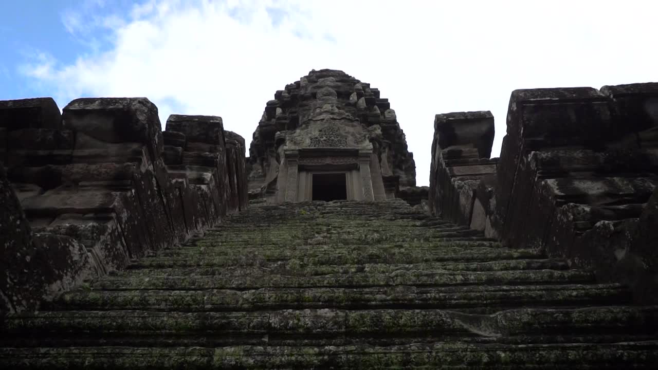 Iconic entrance into a temple in Asia