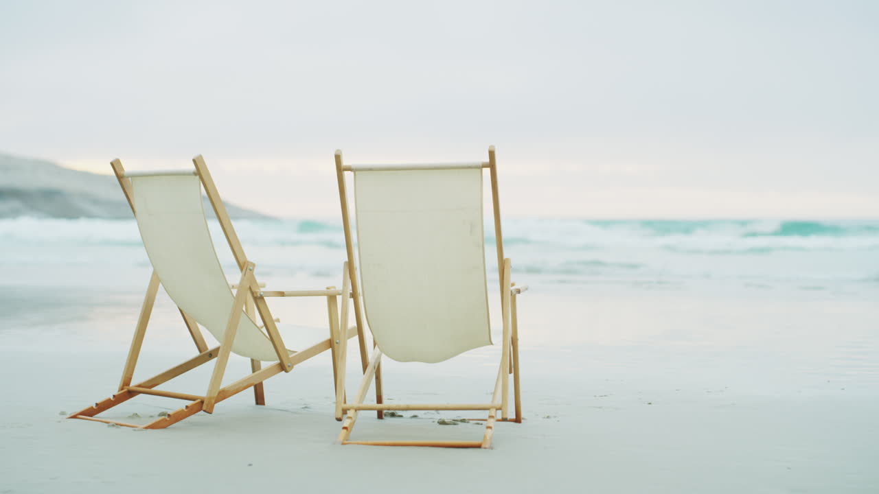 조용히 지내세요.