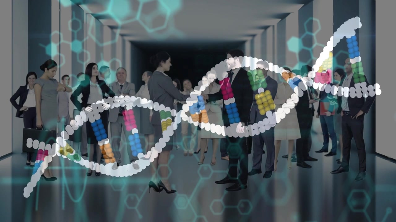 Kvinde og mand giver hånd, mens en DNA-helix og kode fejer hen over gruppen, der indgår en forretningsaftale.
