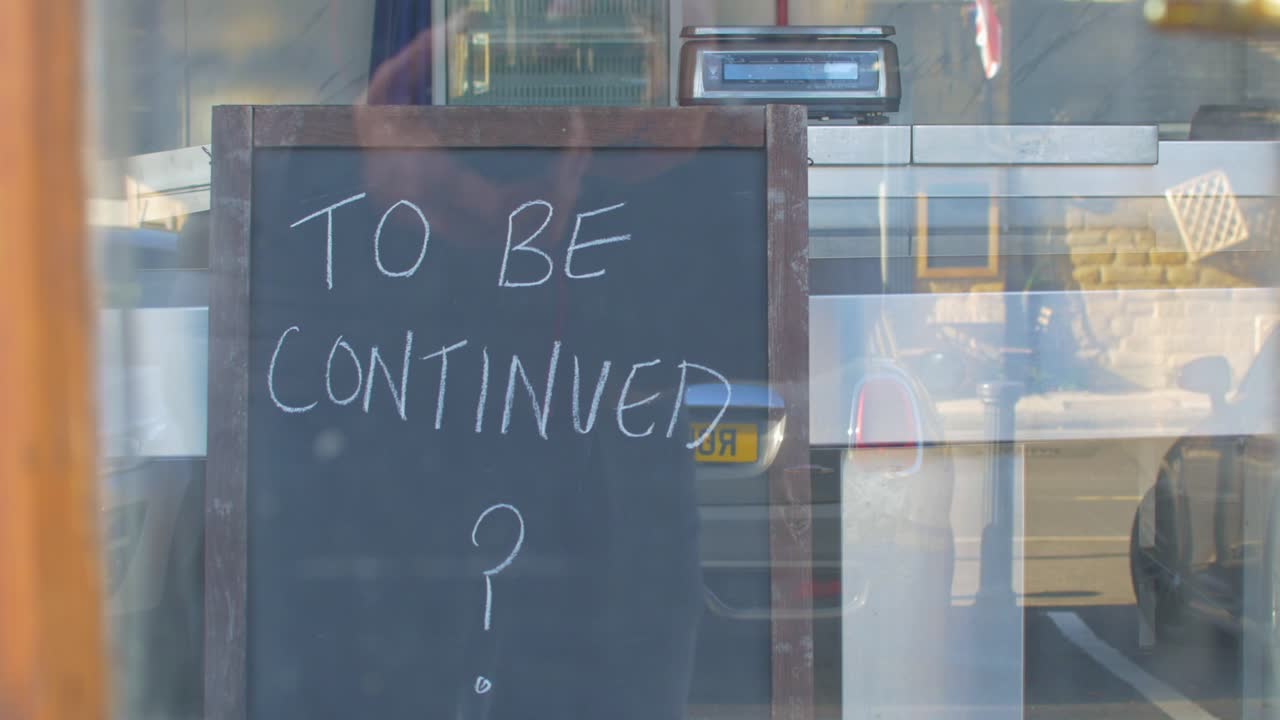 폐쇄된 상점 사업은 계속될 것입니다.