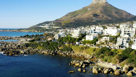 Si-El-Verano-Fuera-Una-Ciudad-Seria-Camps-Bay