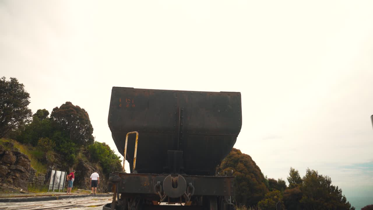 뉴질랜드의 오래된 버려진 탄광