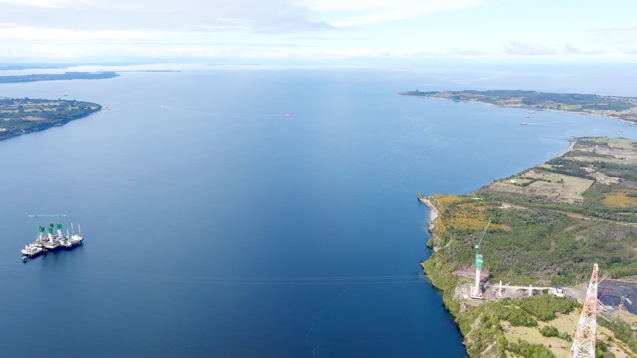 칠로의 차카오 다리 건설의 상징적인 작업?