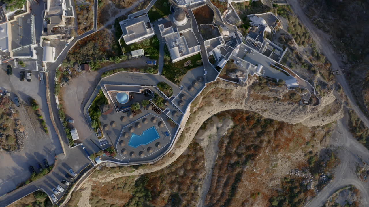 산토리니, 그리스: 일몰, 공중, 4k prores 동안 oia의 무인 항공기 조감도