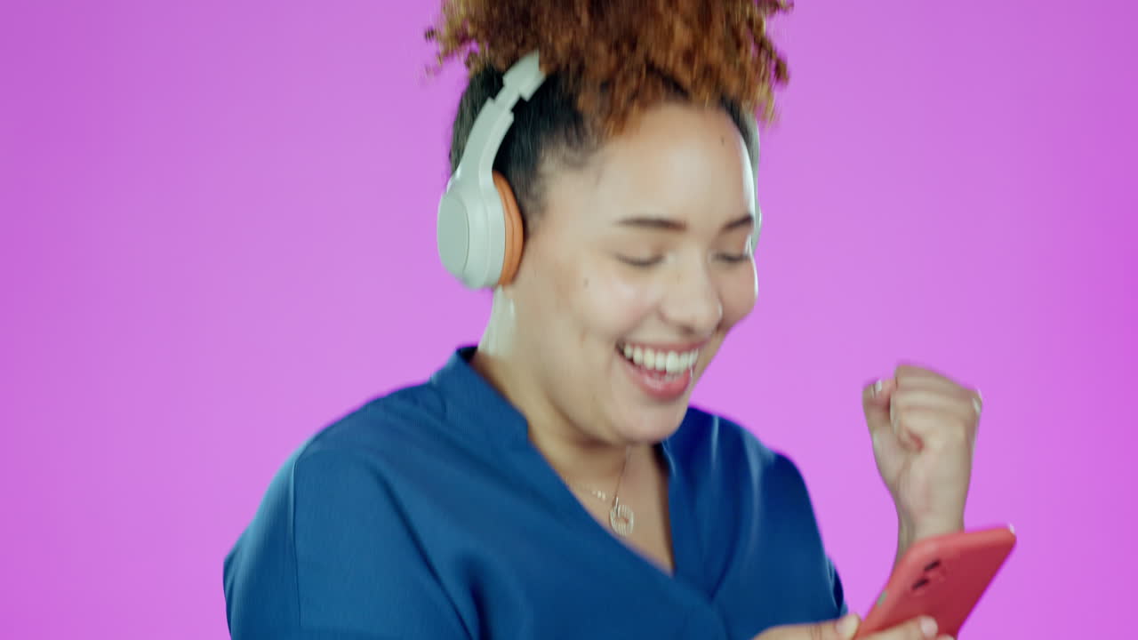 audífonos de mujer, sorpresa