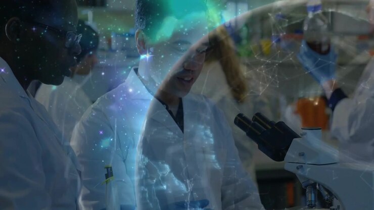 Donna che trasferisce un campione di laboratorio con una pipetta avviando una grafica a globo e uomo che usa un microscopio