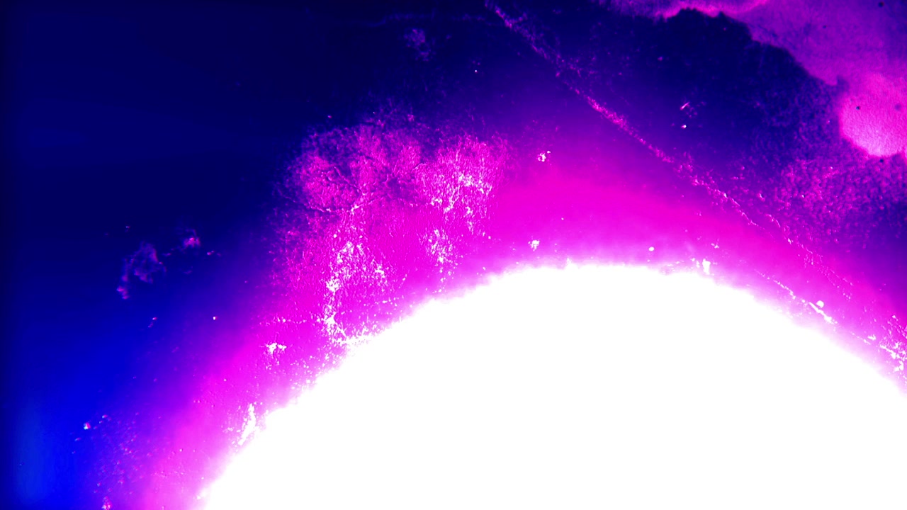 Transição Abstrata de Vazamento de Luz com Tons Vibrantes de Roxo e Azul