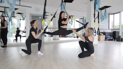 Aerial Yoga Splits