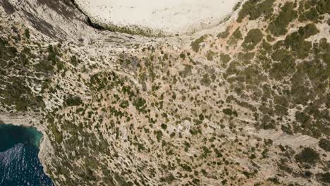 Overhead-View-Of-Navagio-Beach-,-Coast-of-Zakynthos,-Ionian-Islands-of-Greece