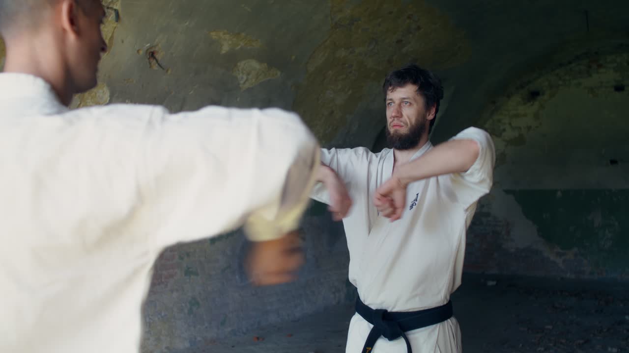Karate-øvelser og -træning