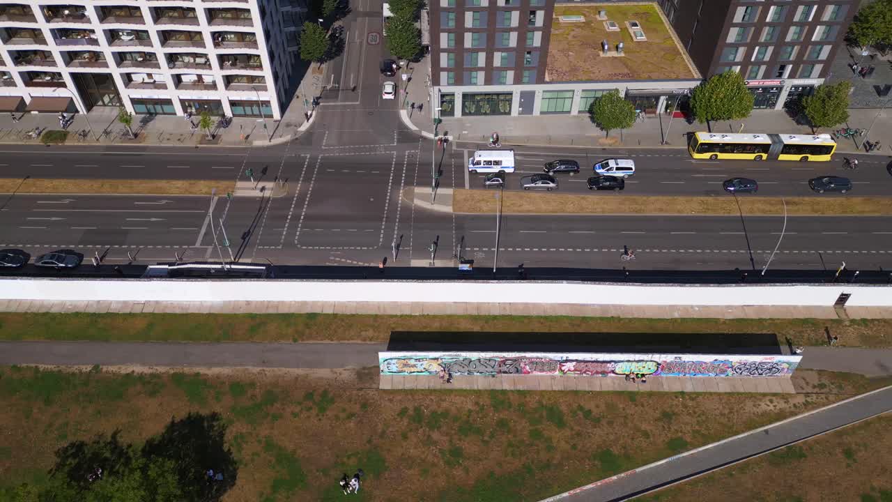 베를린 장벽 여름 도시 장벽 국경 강