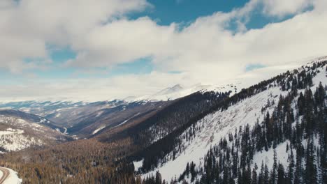 Berthoud-Pass,-Rocky-Mountains,-Colorado