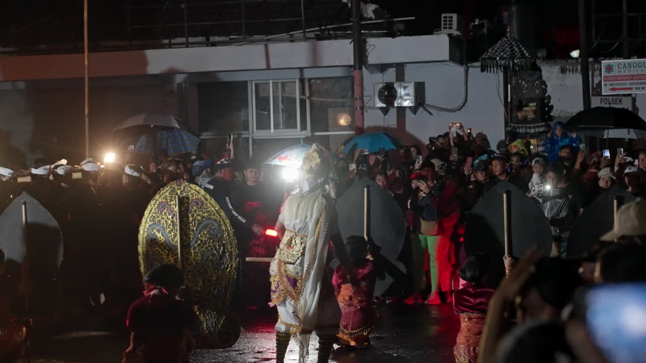 Historic swordsplay recreation, cultural traditions, festival event